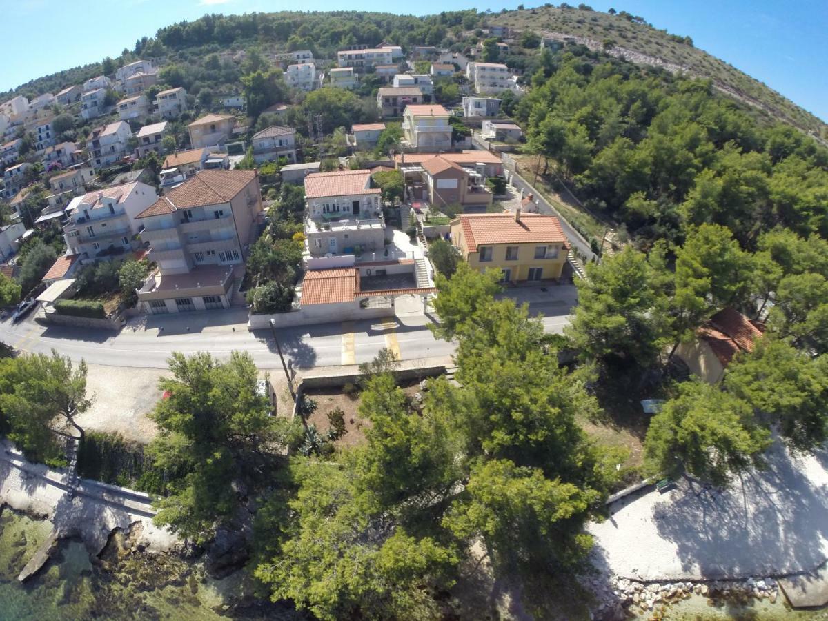Apartments Viki Traù Esterno foto